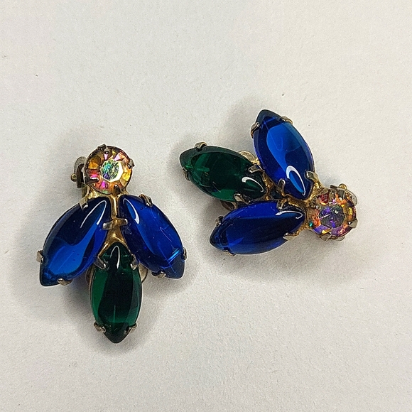 Vintage Earrings - Picture 1 of 4
